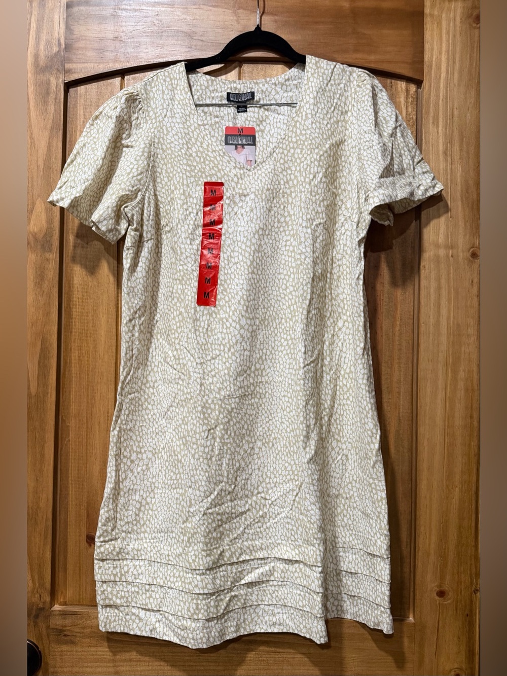 Nicole Miller Cream Beige Short Sleeve Midi Dress